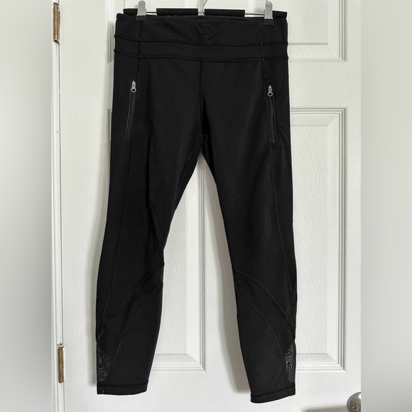 Lululemon Inspire Black Leggings - Picture 3 of 5